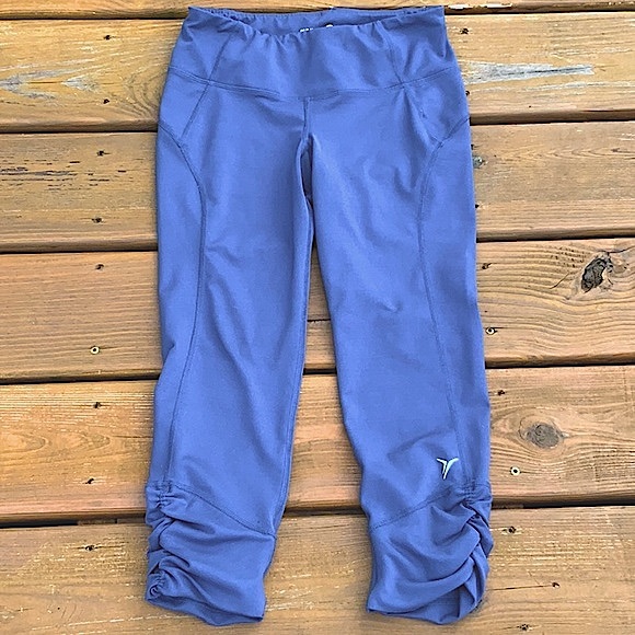 Old Navy Activewear Cropped Pants With Ruching - Picture 1 of 6